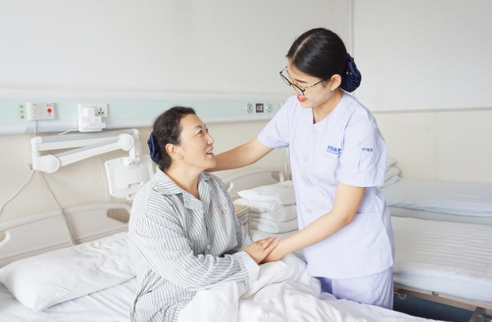 辽宁找专业护工｜医院护工｜优质护工推荐沈阳静恩家政保姆护工公司靠谱口碑好