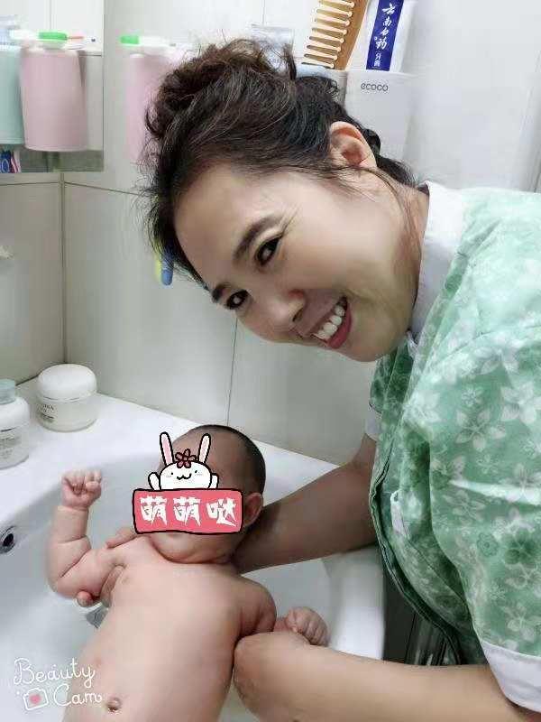 辽宁沈阳静恩家政公司长期提供金牌月嫂高级月嫂十佳月嫂星级月嫂专业服务