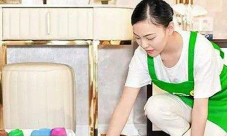 辽宁在沈阳找钟点工做饭阿姨白班保姆多少钱｜推荐沈阳静恩家政公司靠谱口碑好