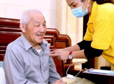 辽宁在沈阳皇姑区找住家保姆护理卧床老人｜推荐沈阳静恩家政公司靠谱