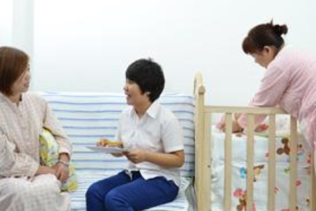 宏伟找住家育儿嫂照顾小宝|推荐沈阳静恩家政育儿嫂公司口碑好